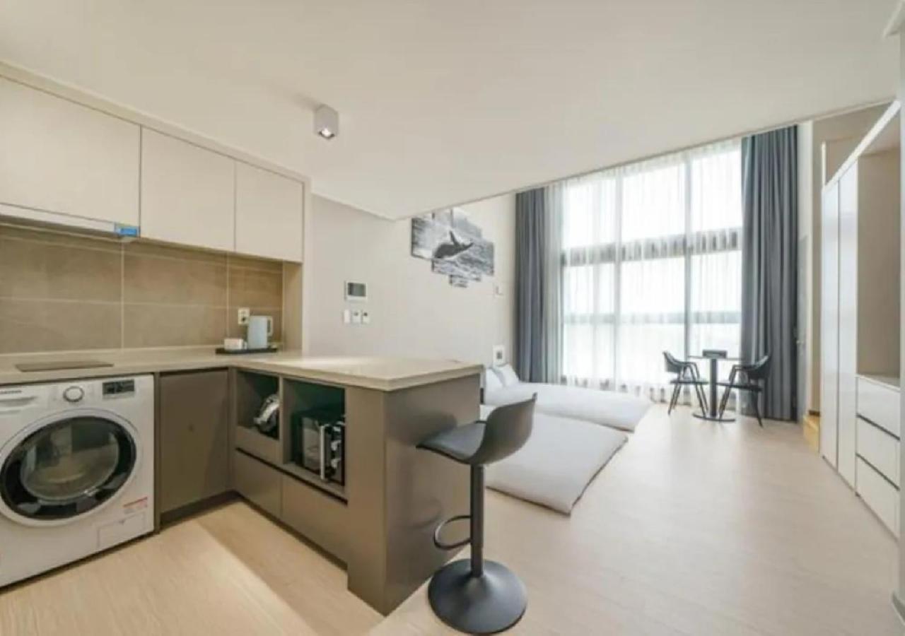 Coopstay Yeosu Hotel Exterior foto
